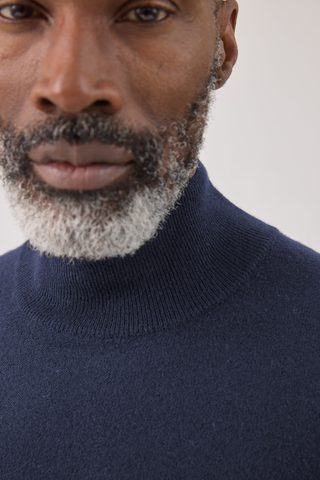 Hannibal. Turtleneck Noah 97.