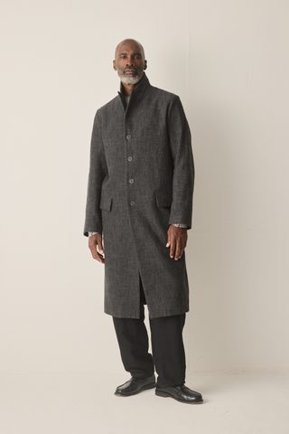 Hannibal. Coat Runa 115.