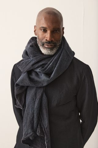 Hannibal. Scarf Silas 54.