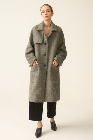 Hannibal. Coat Rahel 001.